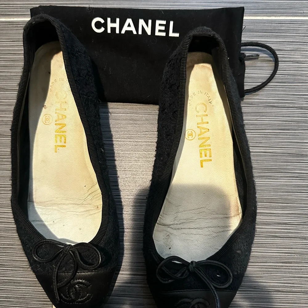 CHANEL Interlocking CC Logo Tweed Ballet Flats - Picture 8 of 8
